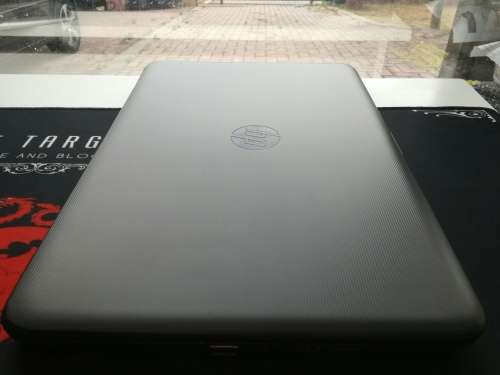 Solid performer**HP 255 G5*AMD E2-7110u*7th GEN*RADEON R2*4GB RAM*500GB HDD*DVD*LAPTOP BAG*